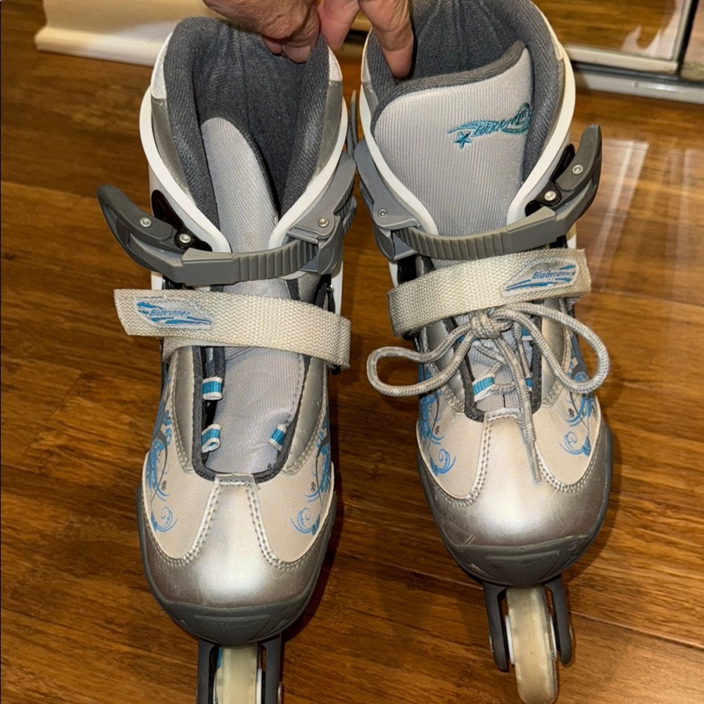 Adjustable Inline Skates for Kids - Silver and Blue